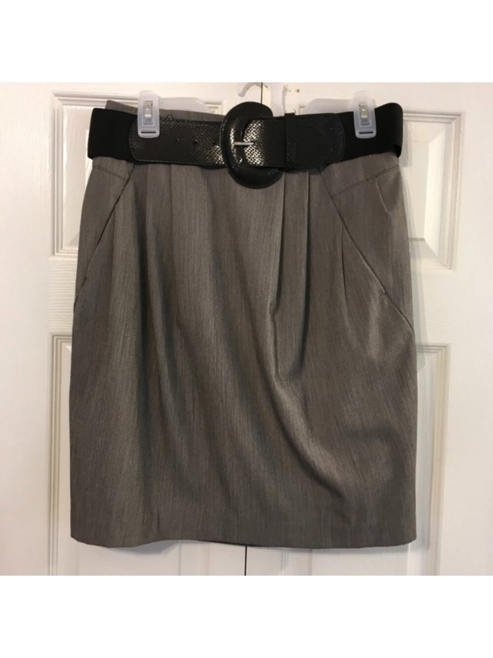 Worthington Gray Pleated Pencil Skirt